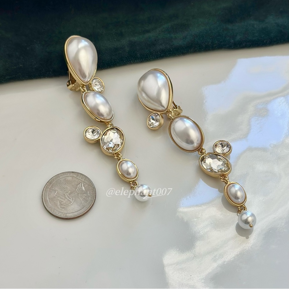 Oscar de la Renta Gold-Tone Pearl & Crystal Drop Earrings in White - Picture 4 of 5